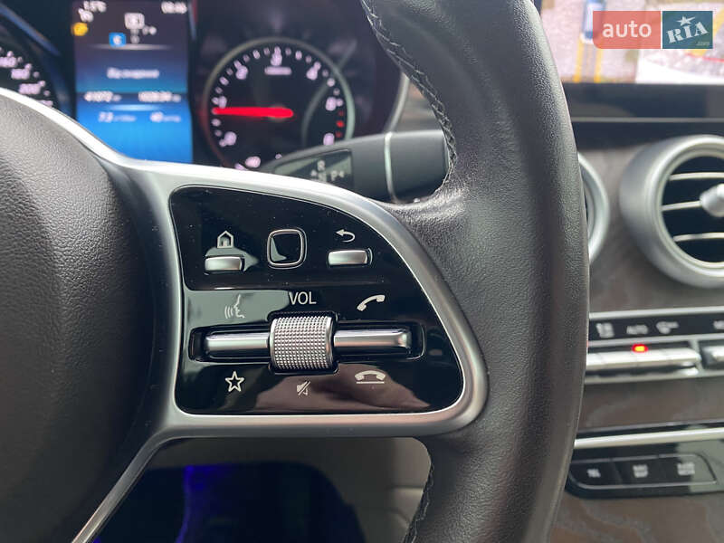 Внедорожник / Кроссовер Mercedes-Benz GLC-Class Coupe 2020 в Киеве