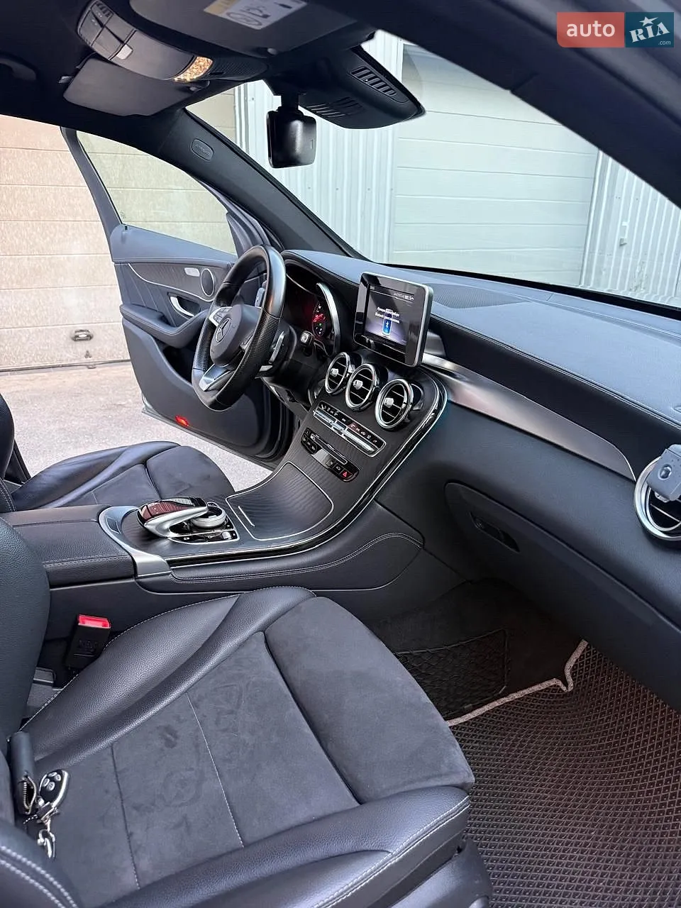 2018 Mercedes-Benz GLC - мініатюра 26