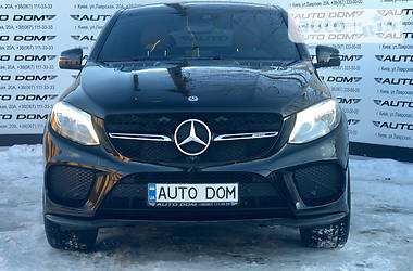 Внедорожник / Кроссовер Mercedes-Benz GLC-Class 2017 в 