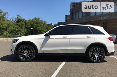 Внедорожник / Кроссовер Mercedes-Benz GLC-Class 2016 в 