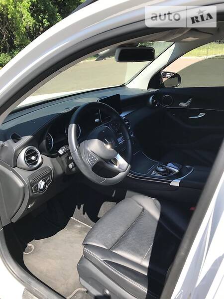 Внедорожник / Кроссовер Mercedes-Benz GLC-Class 2016 в Одессе