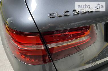 Внедорожник / Кроссовер Mercedes-Benz GLC-Class 2017 в 