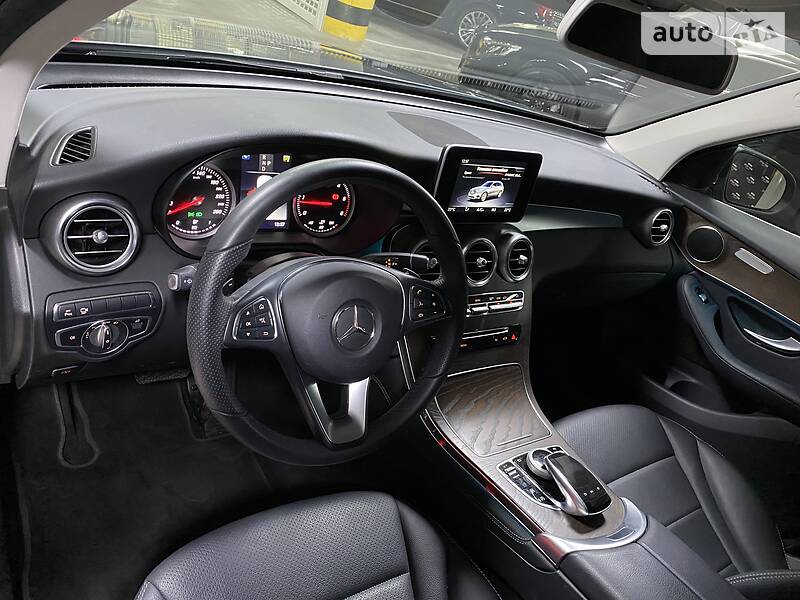 Позашляховик / Кросовер Mercedes-Benz GLC-Class 2017 в Києві