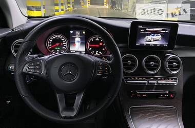 Внедорожник / Кроссовер Mercedes-Benz GLC-Class 2017 в 