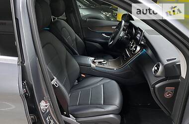 Внедорожник / Кроссовер Mercedes-Benz GLC-Class 2017 в 