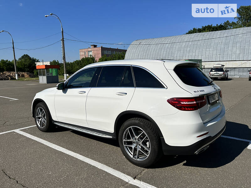 Внедорожник / Кроссовер Mercedes-Benz GLC-Class 2019 в Киеве
