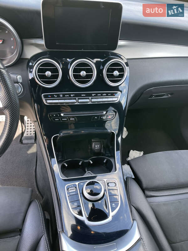 Внедорожник / Кроссовер Mercedes-Benz GLC-Class 2016 в Луцке