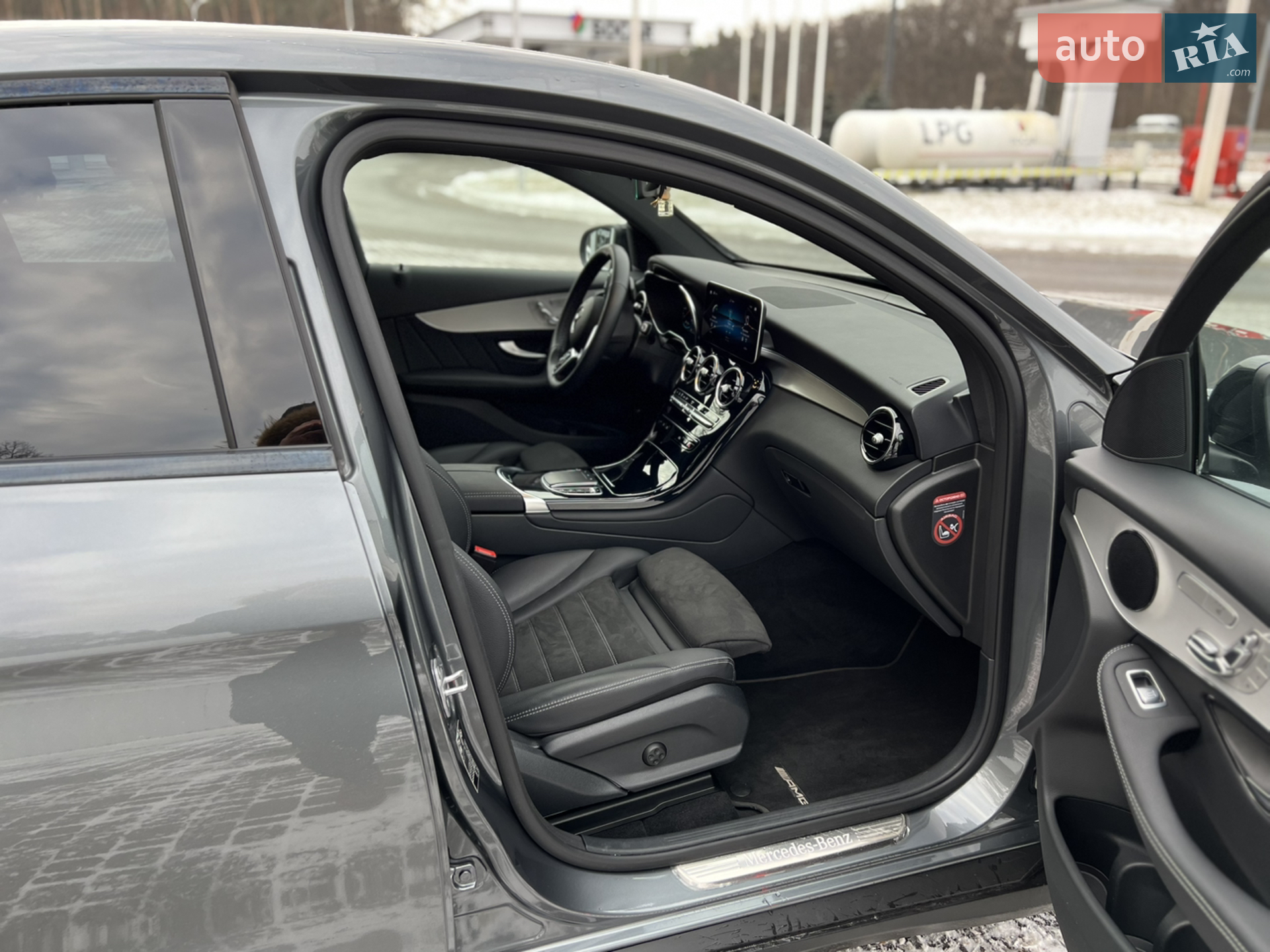 2021 Mercedes-Benz GLC - мініатюра 16