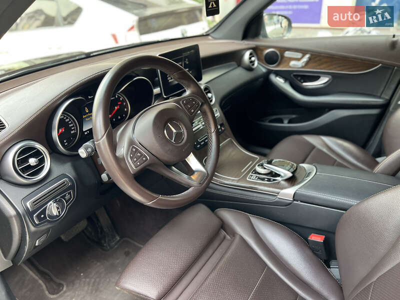 Позашляховик / Кросовер Mercedes-Benz GLC-Class 2017 в Києві