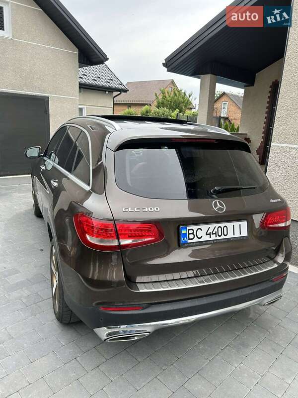 Внедорожник / Кроссовер Mercedes-Benz GLC-Class 2016 в Шептицькому