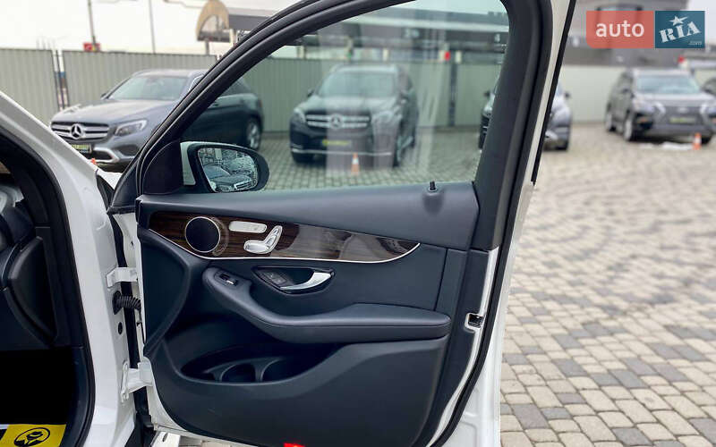 Позашляховик / Кросовер Mercedes-Benz GLC-Class 2019 в Мукачевому