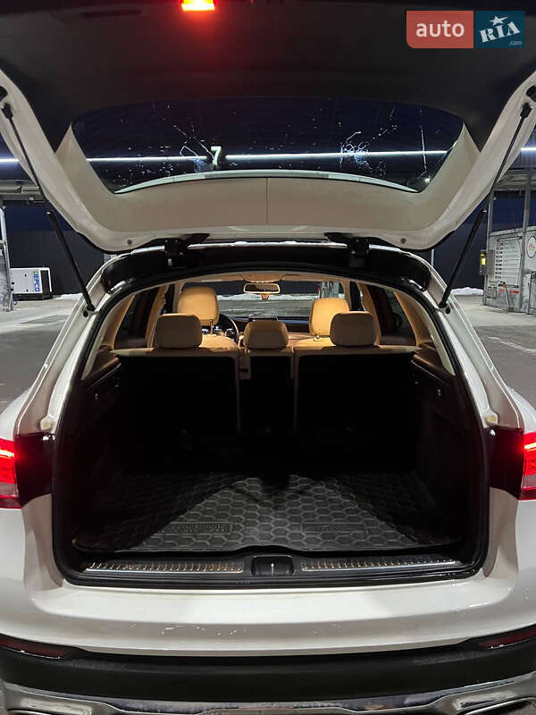 Позашляховик / Кросовер Mercedes-Benz GLC-Class 2015 в Львові