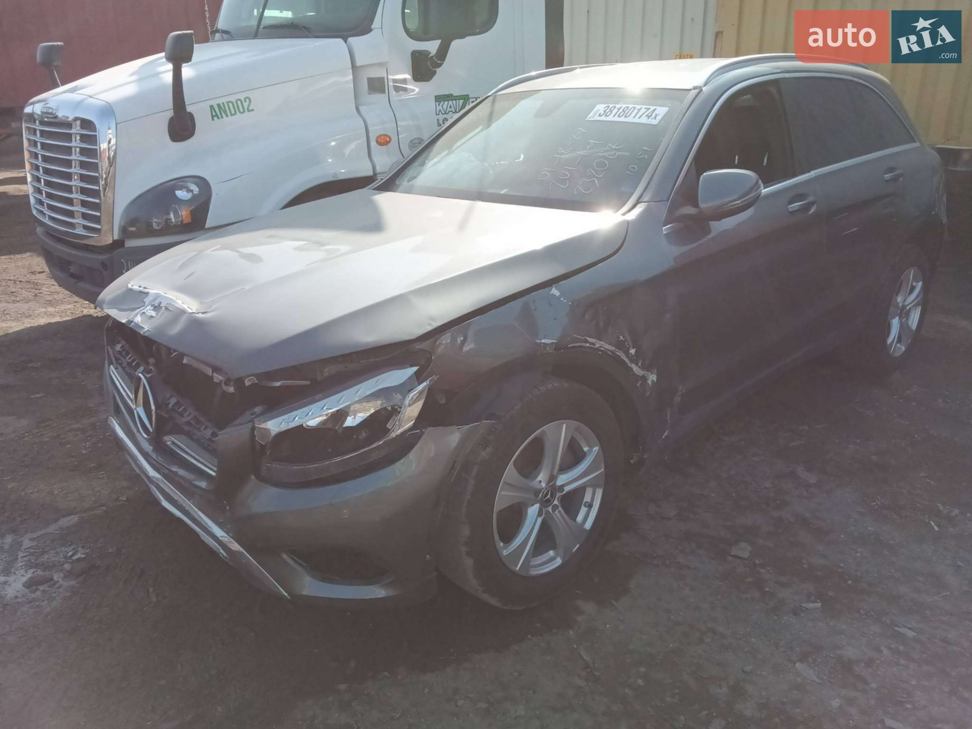 2017 Mercedes-Benz GLC - мініатюра 20