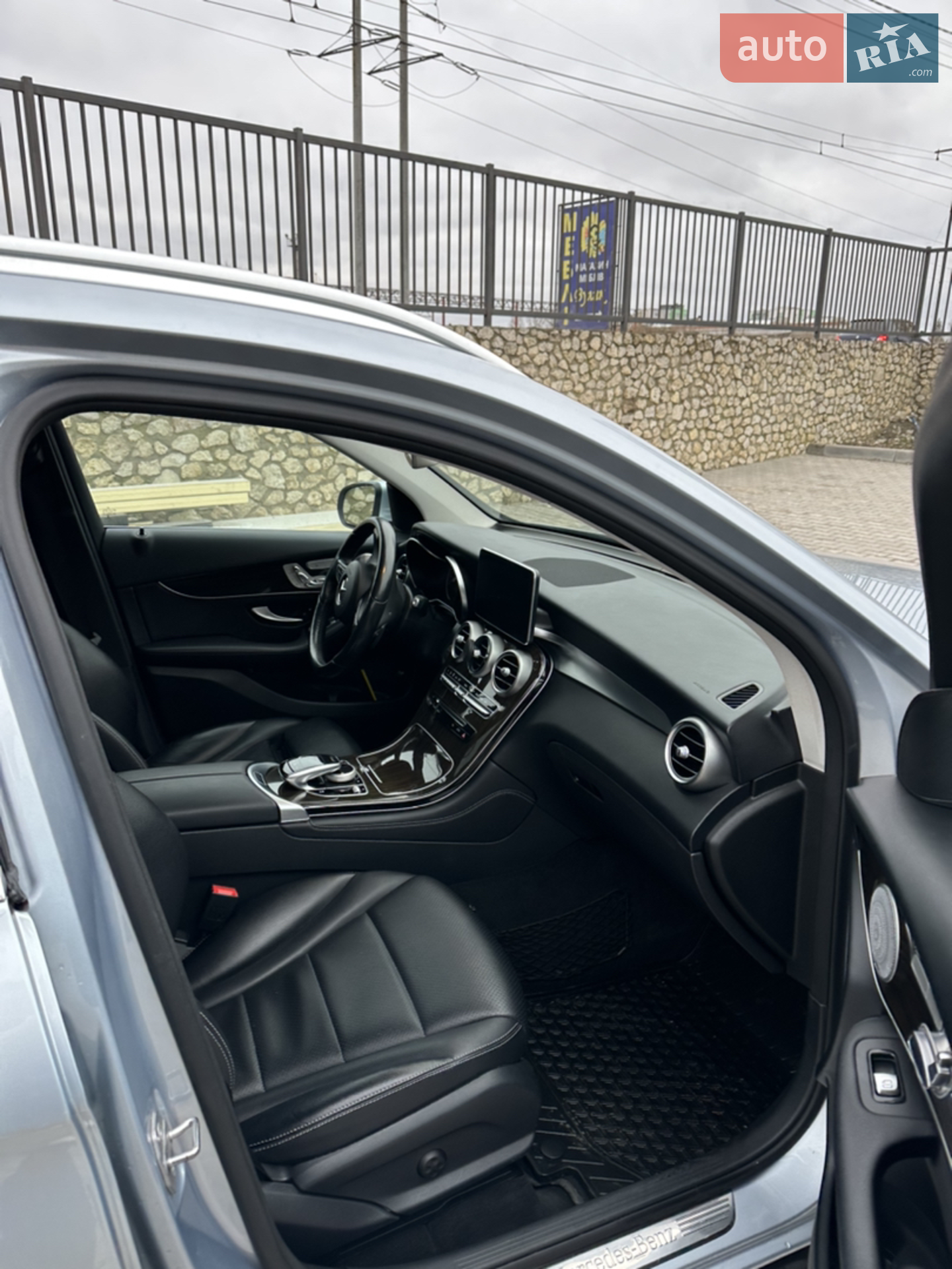 2016 Mercedes-Benz GLC - мініатюра 9