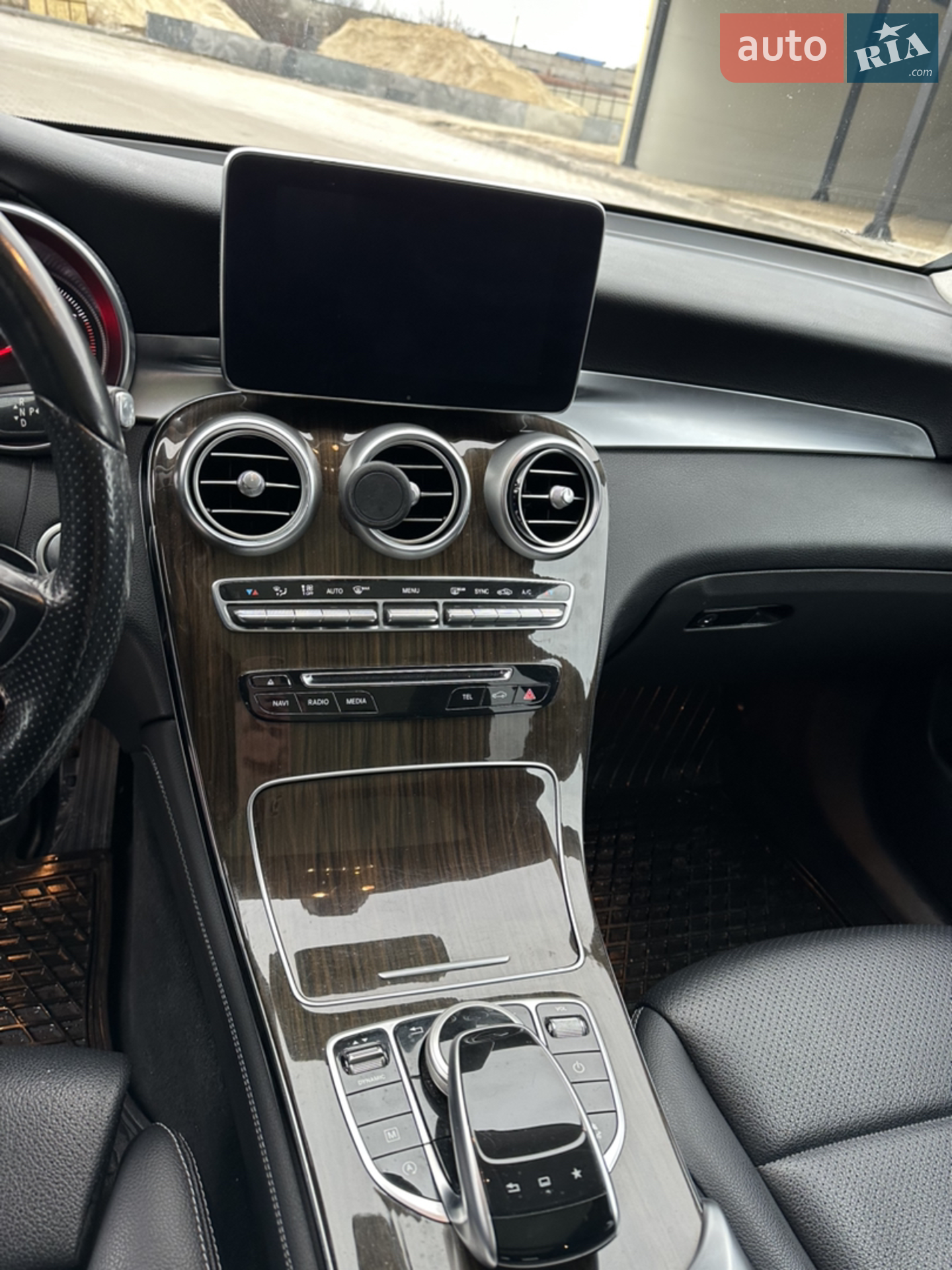 2016 Mercedes-Benz GLC - мініатюра 18