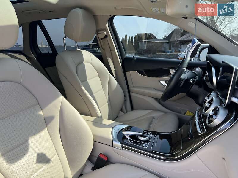 Внедорожник / Кроссовер Mercedes-Benz GLC-Class 2017 в Днепре