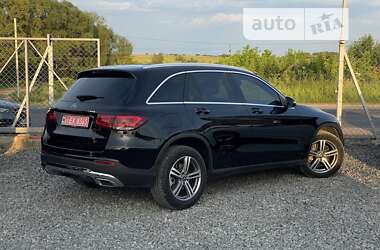 Mercedes-Benz GLC-Class 2021