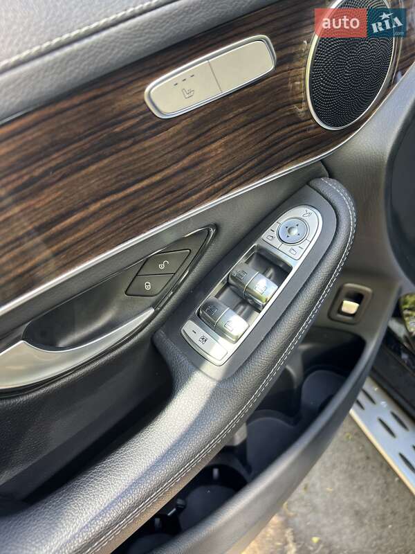 Внедорожник / Кроссовер Mercedes-Benz GLC-Class 2019 в Луцке фото 6 Внедорожник / Кроссовер Mercedes-Benz GLC-Class 2019 в Луцке