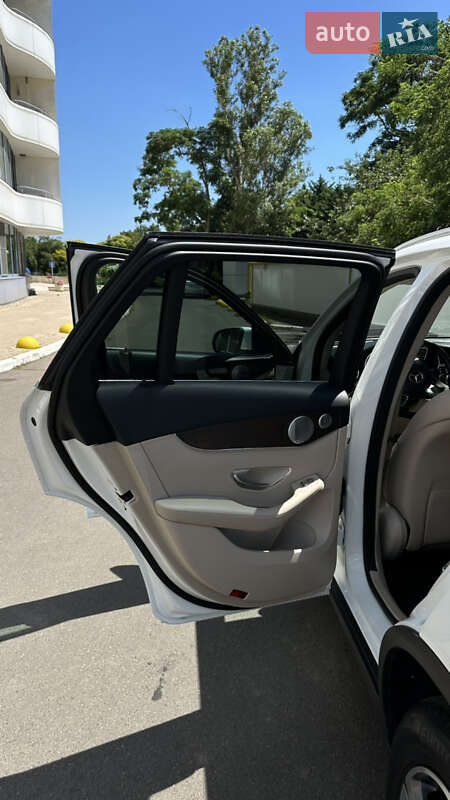 Внедорожник / Кроссовер Mercedes-Benz GLC-Class 2017 в Одессе