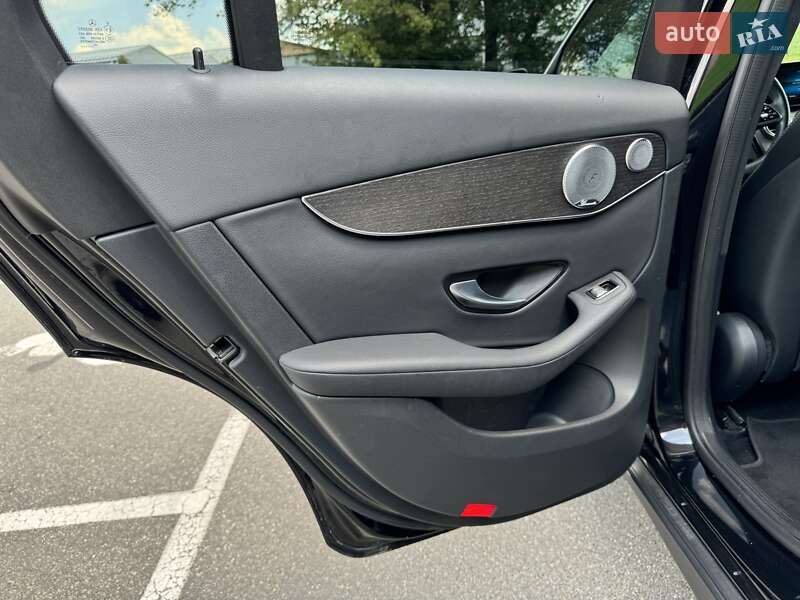 Внедорожник / Кроссовер Mercedes-Benz GLC-Class 2019 в Киеве фото 30 Внедорожник / Кроссовер Mercedes-Benz GLC-Class 2019 в Киеве