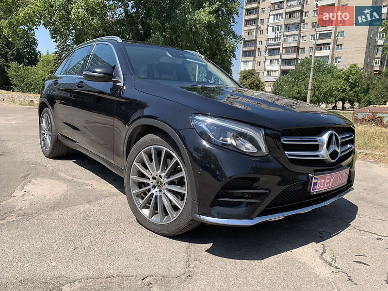 Внедорожник / Кроссовер Mercedes-Benz GLC-Class 2018 в Днепре