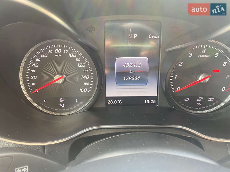 Внедорожник / Кроссовер Mercedes-Benz GLC-Class 2016 в Киеве