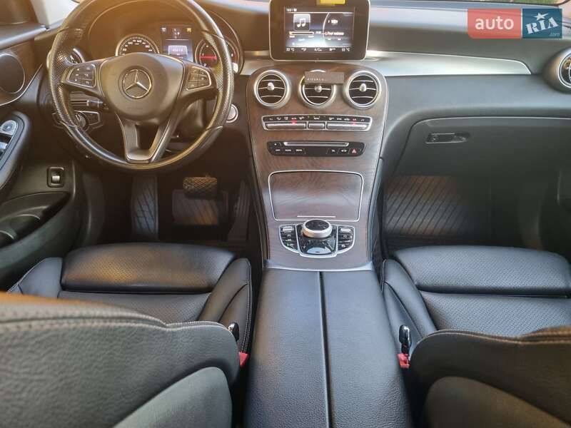 Внедорожник / Кроссовер Mercedes-Benz GLC-Class 2015 в Иршаве фото 8 Внедорожник / Кроссовер Mercedes-Benz GLC-Class 2015 в Иршаве