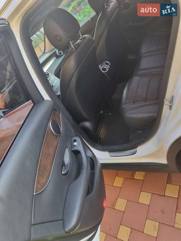 Внедорожник / Кроссовер Mercedes-Benz GLC-Class 2015 в Иршаве фото 9 Внедорожник / Кроссовер Mercedes-Benz GLC-Class 2015 в Иршаве