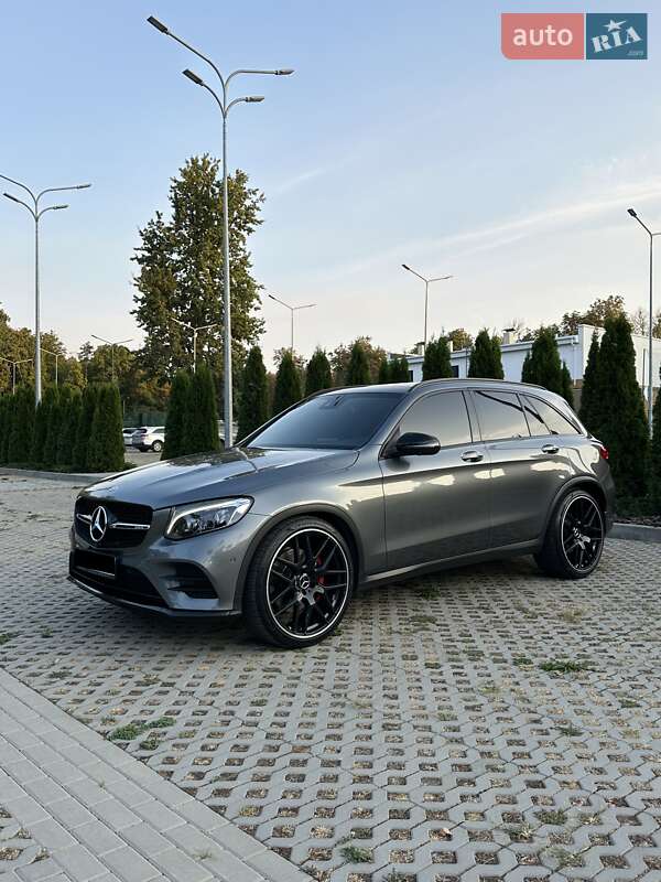 Внедорожник / Кроссовер Mercedes-Benz GLC-Class 2017 в Киеве