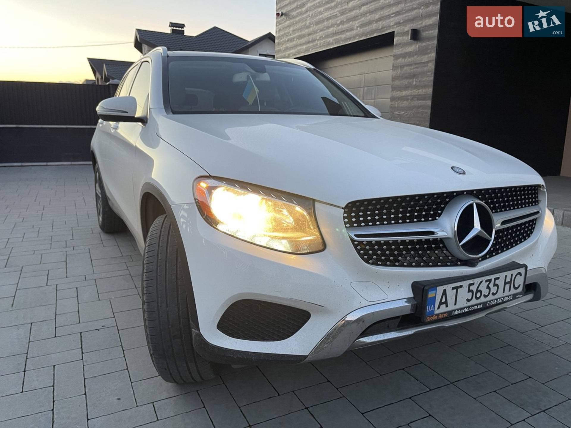 2016 Mercedes-Benz GLC - мініатюра 8