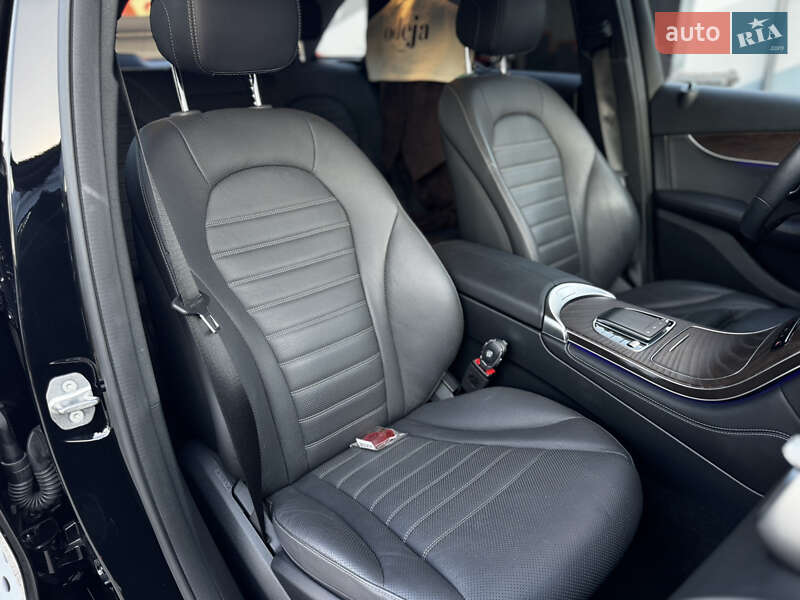 Внедорожник / Кроссовер Mercedes-Benz GLC-Class 2020 в Житомире