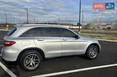 Внедорожник / Кроссовер Mercedes-Benz GLC-Class 2017 в 