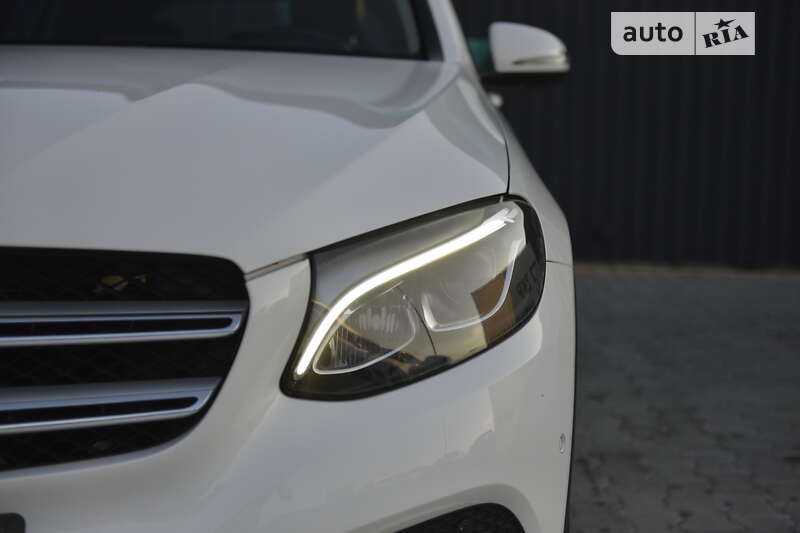 Внедорожник / Кроссовер Mercedes-Benz GLC-Class 2017 в Мукачево фото 4 Внедорожник / Кроссовер Mercedes-Benz GLC-Class 2017 в Мукачево