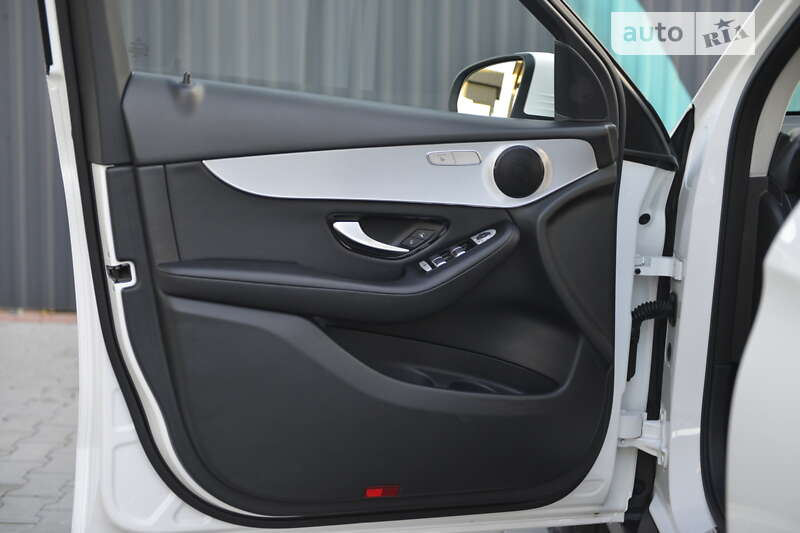 Внедорожник / Кроссовер Mercedes-Benz GLC-Class 2017 в Мукачево фото 29 Внедорожник / Кроссовер Mercedes-Benz GLC-Class 2017 в Мукачево