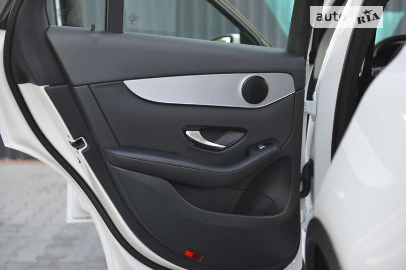 Внедорожник / Кроссовер Mercedes-Benz GLC-Class 2017 в Мукачево фото 33 Внедорожник / Кроссовер Mercedes-Benz GLC-Class 2017 в Мукачево