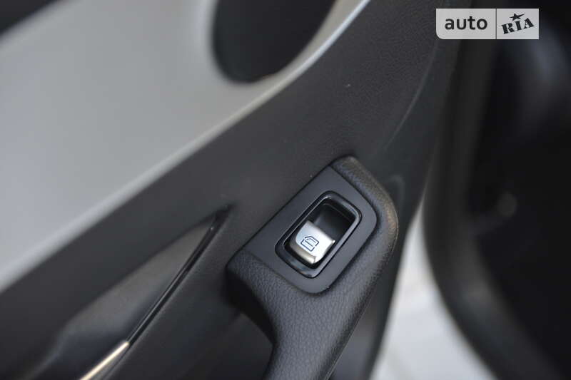 Внедорожник / Кроссовер Mercedes-Benz GLC-Class 2017 в Мукачево фото 34 Внедорожник / Кроссовер Mercedes-Benz GLC-Class 2017 в Мукачево