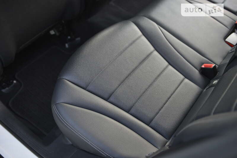 Внедорожник / Кроссовер Mercedes-Benz GLC-Class 2017 в Мукачево фото 36 Внедорожник / Кроссовер Mercedes-Benz GLC-Class 2017 в Мукачево