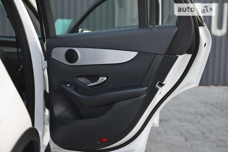 Внедорожник / Кроссовер Mercedes-Benz GLC-Class 2017 в Мукачево фото 37 Внедорожник / Кроссовер Mercedes-Benz GLC-Class 2017 в Мукачево