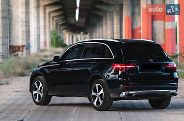 Внедорожник / Кроссовер Mercedes-Benz GLC-Class 2019 в 