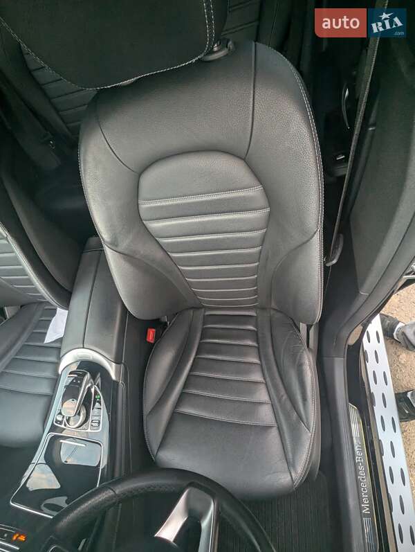 Внедорожник / Кроссовер Mercedes-Benz GLC-Class 2017 в Сваляве
