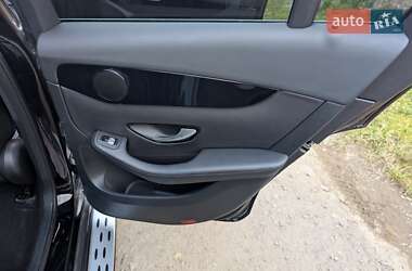 Внедорожник / Кроссовер Mercedes-Benz GLC-Class 2017 в 