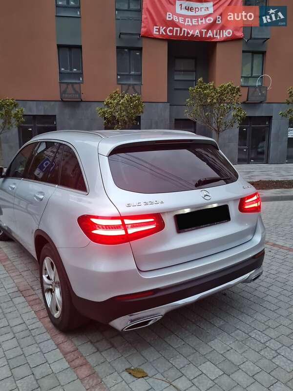 Внедорожник / Кроссовер Mercedes-Benz GLC-Class 2015 в Запорожье