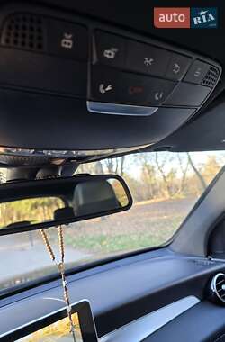 Внедорожник / Кроссовер Mercedes-Benz GLC-Class 2018 в 