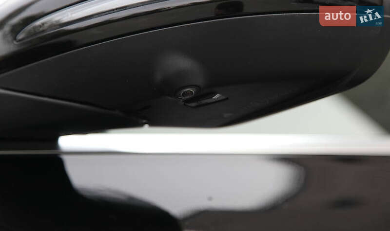 Внедорожник / Кроссовер Mercedes-Benz GLC-Class 2017 в Киеве