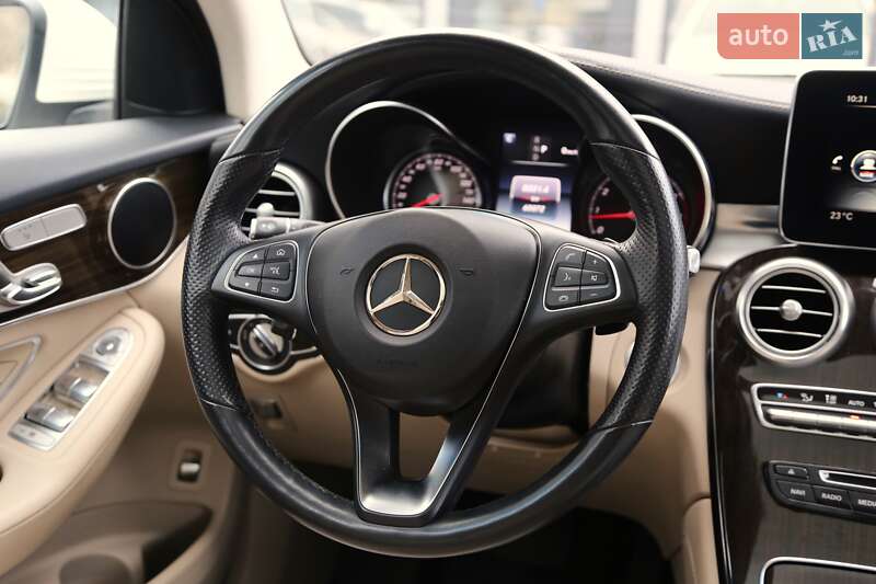 Позашляховик / Кросовер Mercedes-Benz GLC-Class 2020 в Києві