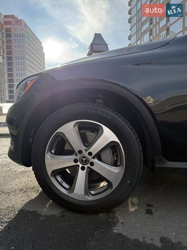 Позашляховик / Кросовер Mercedes-Benz GLC-Class 2019 в Харкові