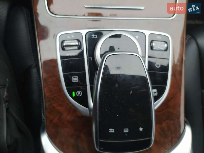 Внедорожник / Кроссовер Mercedes-Benz GLC-Class 2015 в Житомире