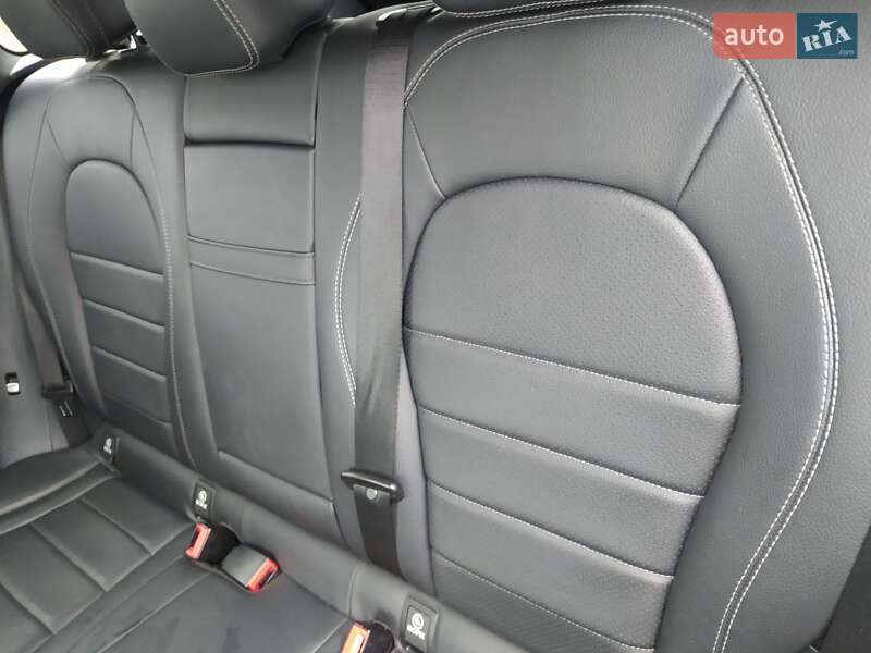 Внедорожник / Кроссовер Mercedes-Benz GLC-Class 2015 в Житомире