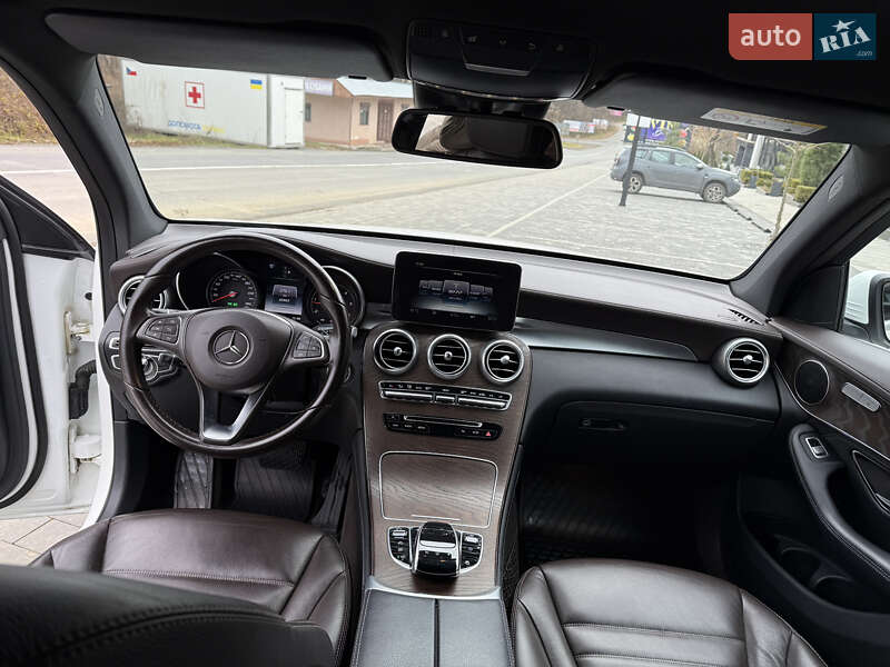Внедорожник / Кроссовер Mercedes-Benz GLC-Class 2015 в Ужгороде