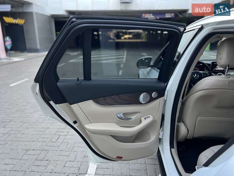 Позашляховик / Кросовер Mercedes-Benz GLC-Class 2018 в Києві
